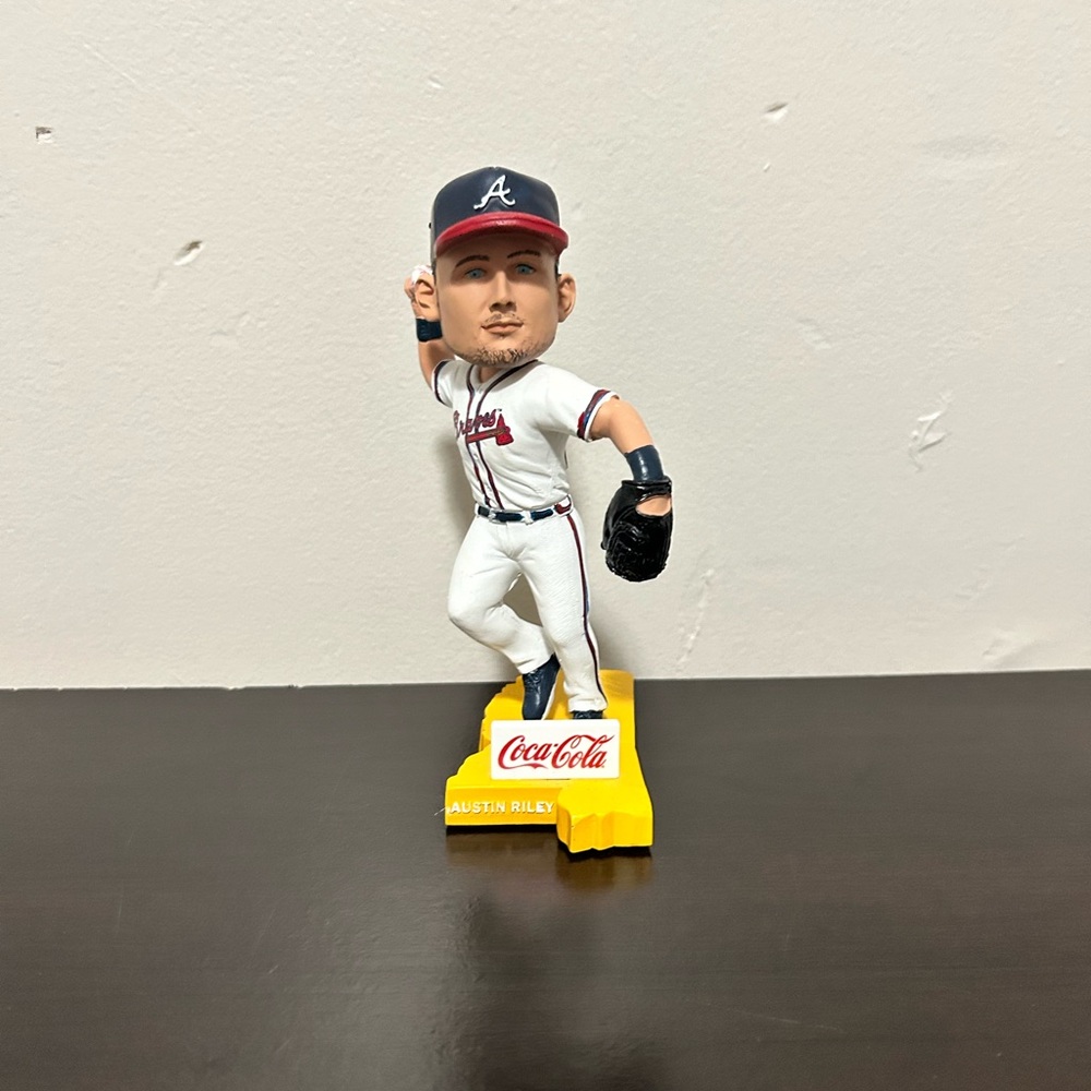 Austin Riley Atlanta Braves from 6/7/23